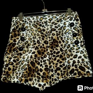 Voodoo Vixen velvet Leopard print short shorts.  Size S